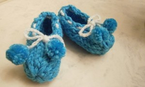 Loom-knit-booties