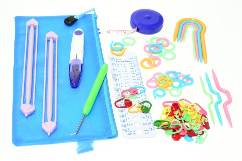 Knitting Tools Kit - LoomaHat.com