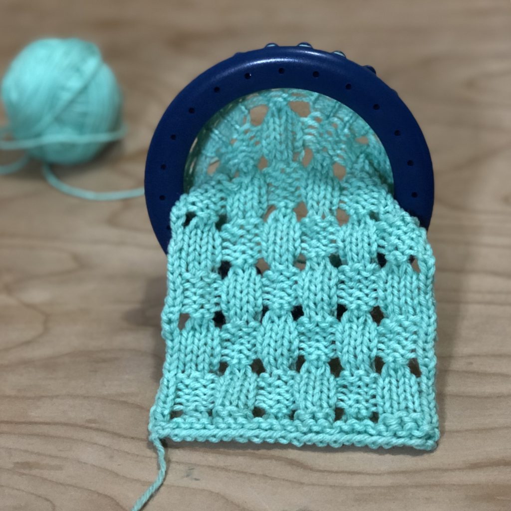Loom Knitting PATTERNS : the Basket Rib Stitch Aka Speckled Slip Stitch  With Video Tutorial Loomahat 